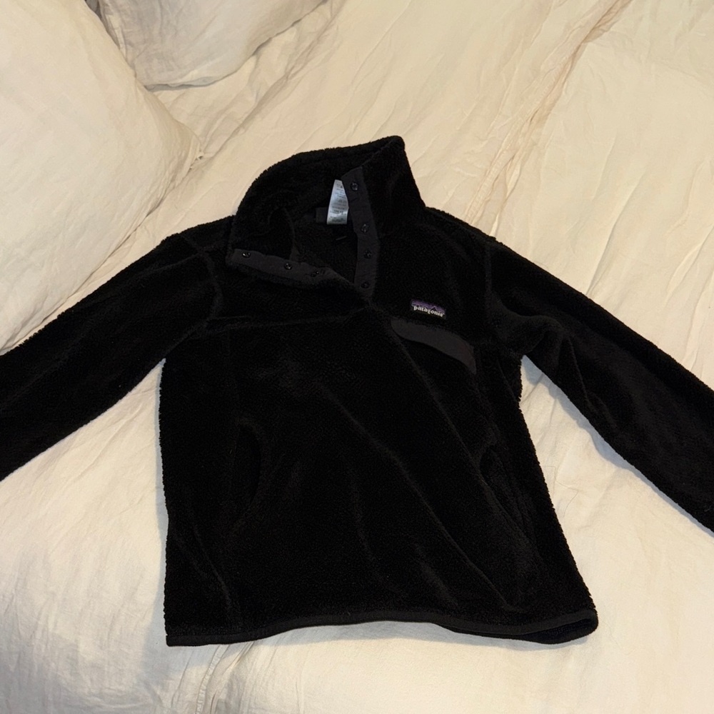 Patagonia Black Fleece Button Pullover